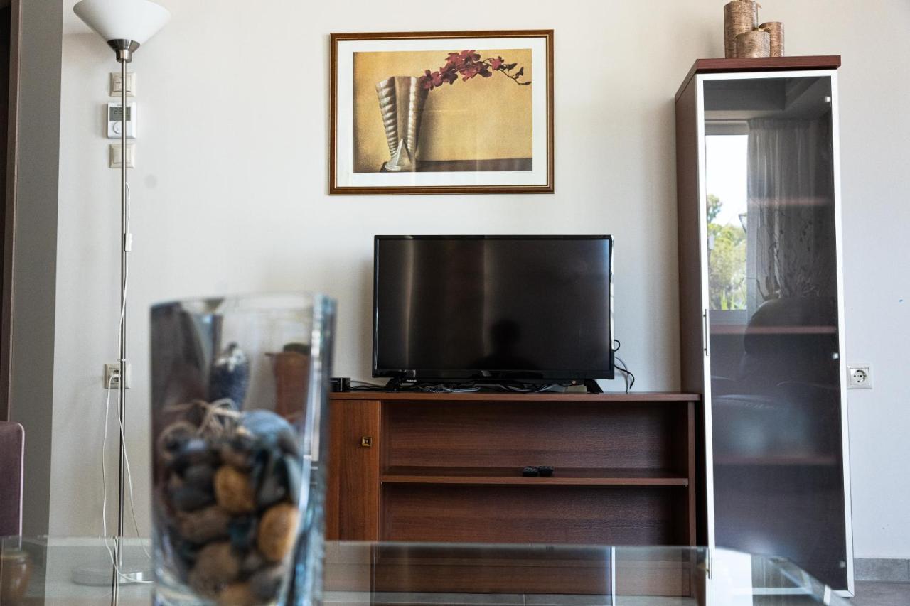 Gabbiano Blu Apartment Volos Bagian luar foto